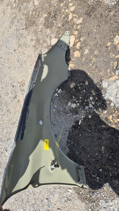 Оригинален Ляв калник за Пежо 206 98- 2005г