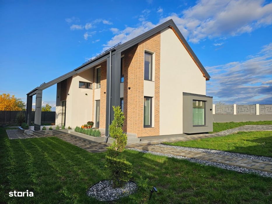 Vilă premium în complex privat Bucium–Vișan | Priveliște superbă