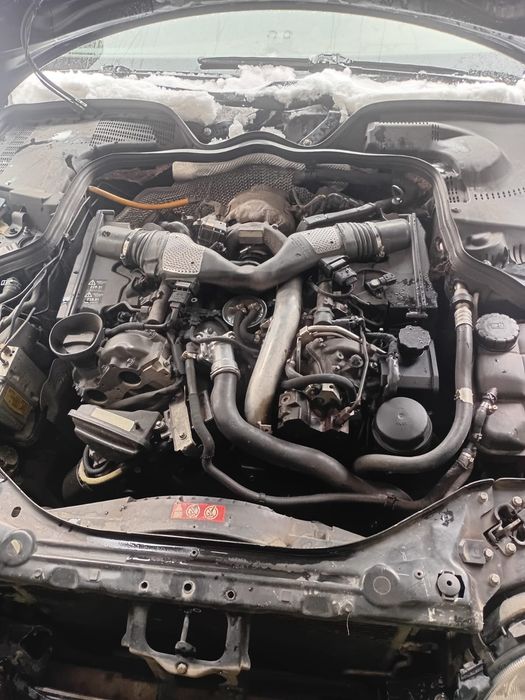 Дизель Мерседес 211