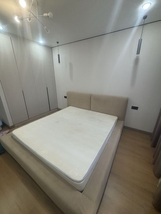 Продам  2 спалку кравать пр  Турция, в отличном состояние , болшая