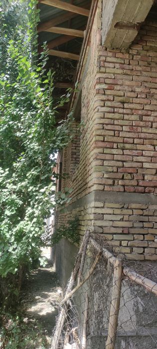 Hovli uy 6sotik 2 etajkaAndijon tuman Terak tagi MFY Yuksak kochasi