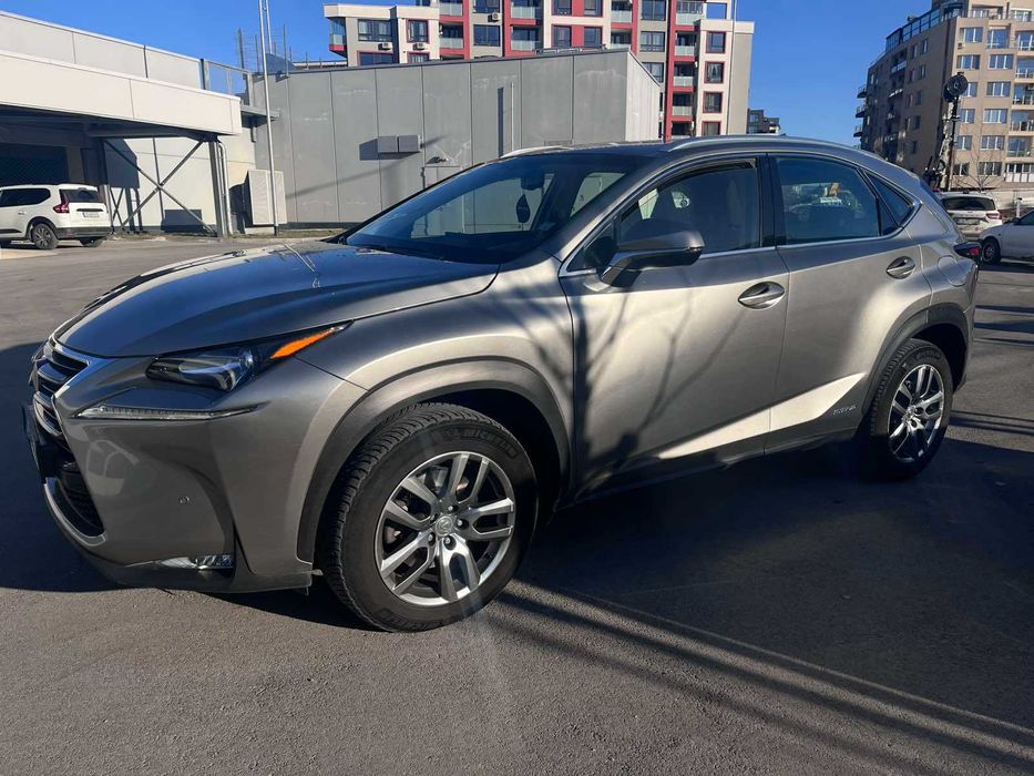 Lexus NX300h 2.5 Hybrid e-Four e-CVT