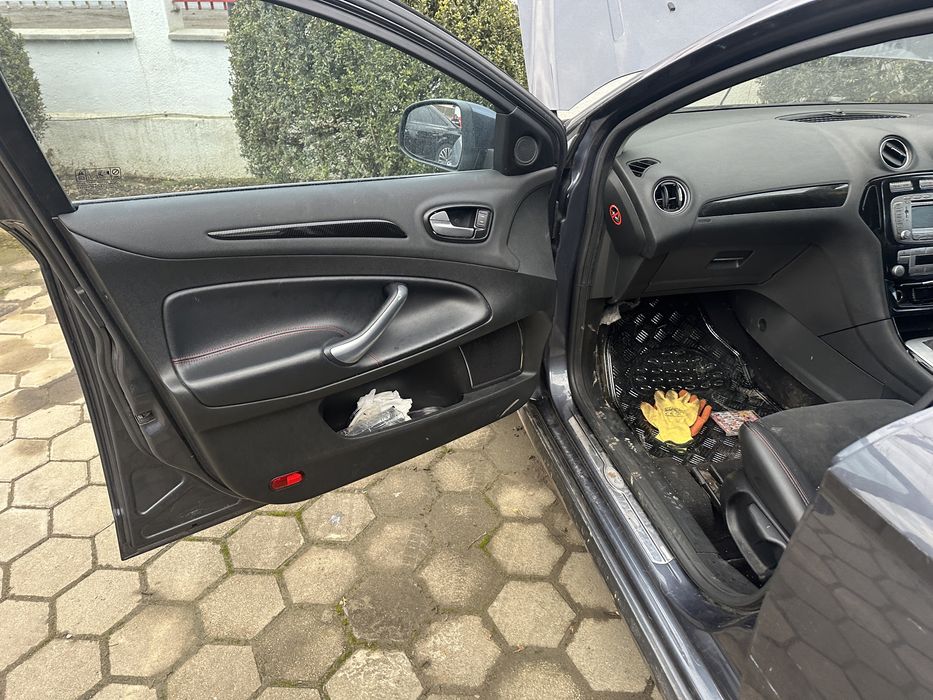 Interior ford mondeo 2009 limuzina