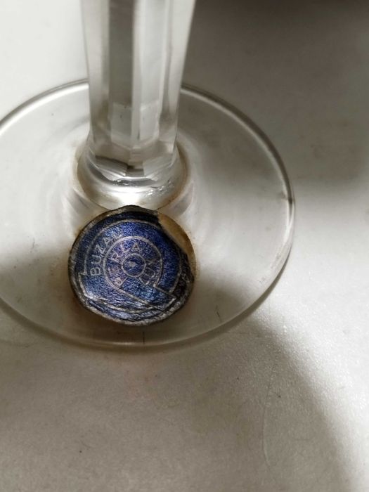 Кристални чаши с графа цветен червен кристал