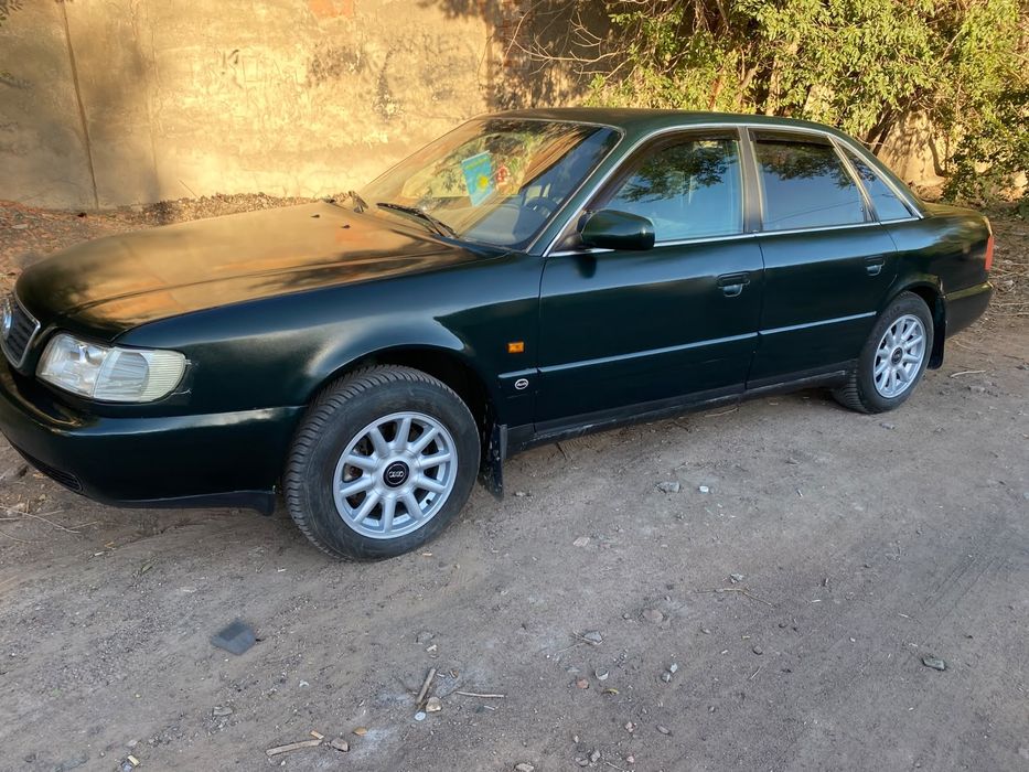 Продам Ауди А6 с4 1995г.в