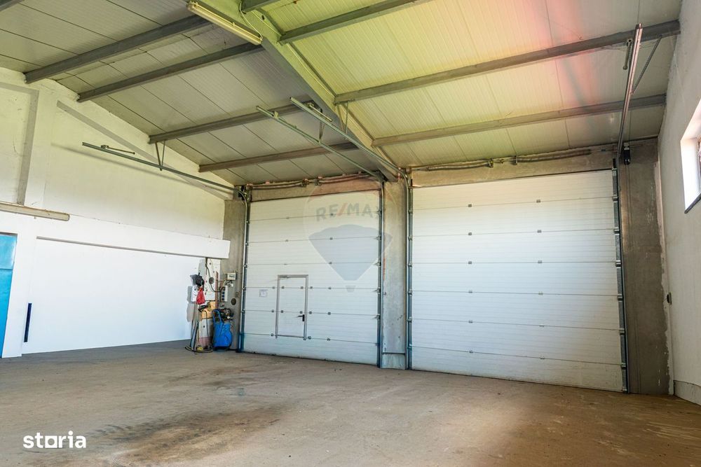 De vanzare casa + hala, teren 580mp, ideala business/service auto