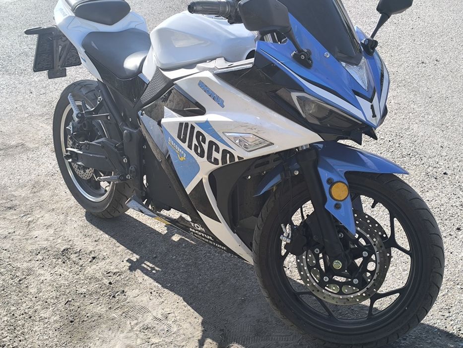 Электромотоцикл R3