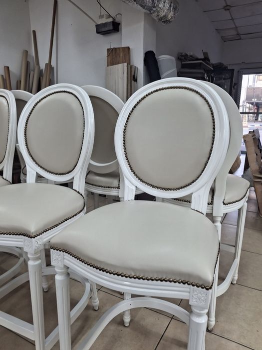 Реставрация мягкой мебели.