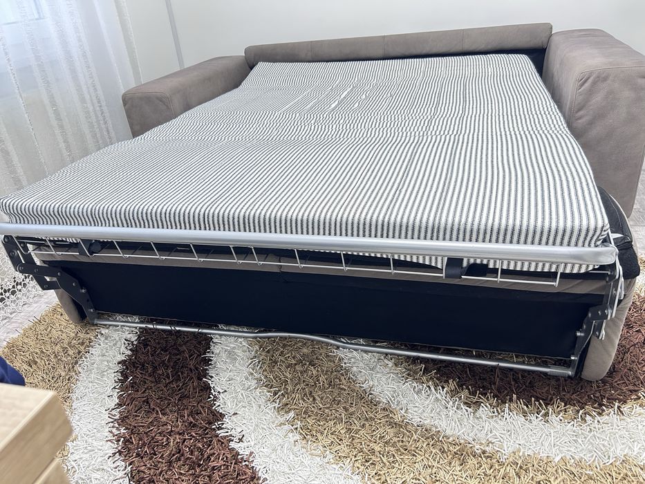 Canapea extensibila  tip pat