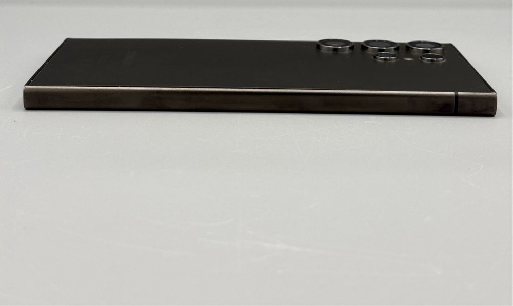 Samsung S24 ULTRA • 256 GB • 12 GB RAM • 98% Bateria