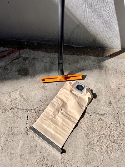 Aspirator profesional pentru lichid Taski Vacuumat 22 echipat complet