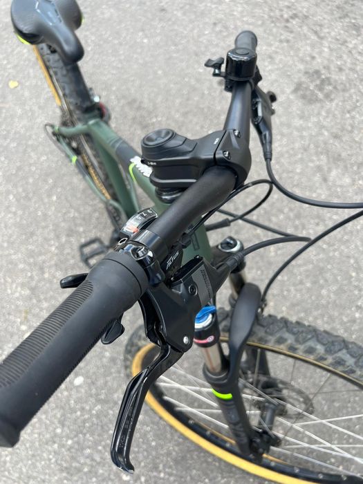 Vand bicicleta ROCKRIDER ST 920