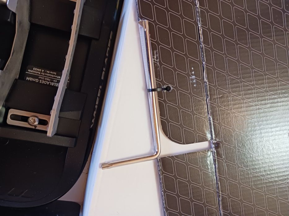 Schiuri mici Wheel Blades pt roțile din față ale scaunului cu rotile