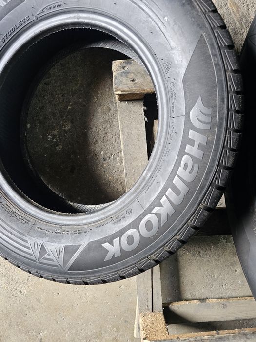 4 anvelope iarna 205 70 15 Hankook
