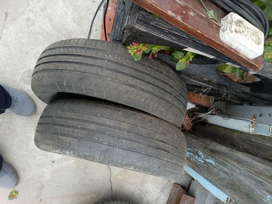 Продам шины бу зима лето