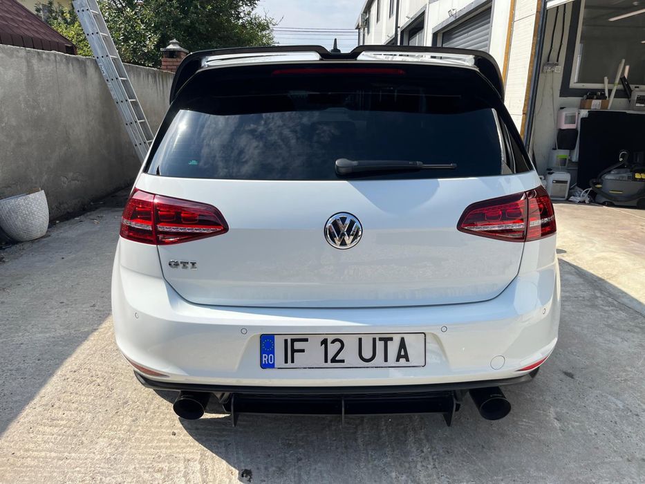 Vand Volkswagen Golf 7 GTI Performance (7 R)