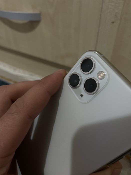 Iphone 11 pro сатылады