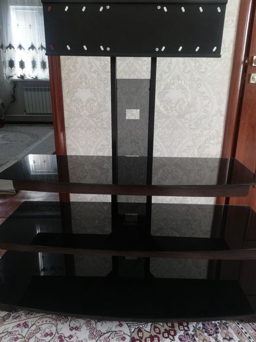 Подставка под телевизор