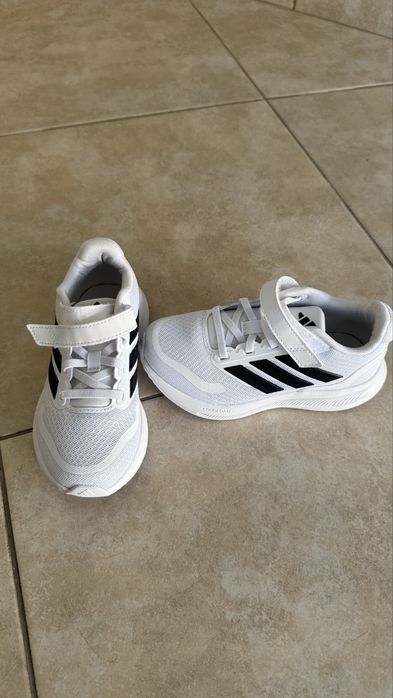 Adidași pentru copii