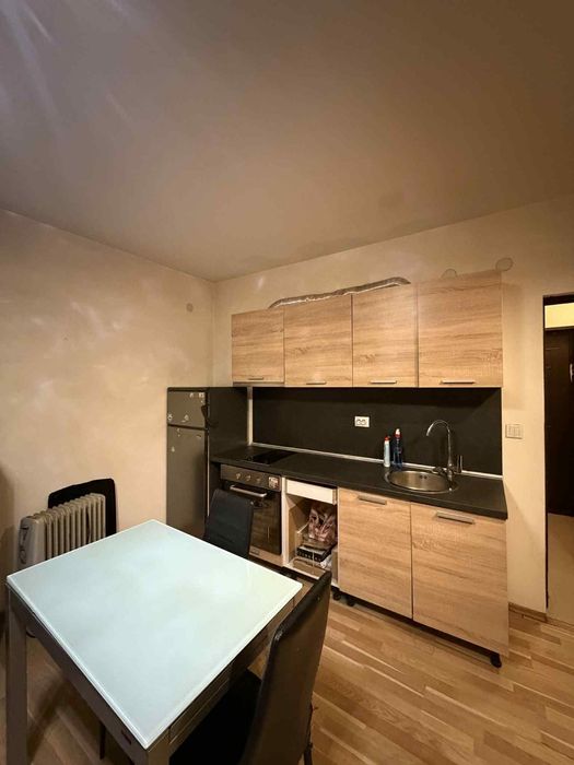 Дава се под наем Двустаен апартамент в София, Триъгълника - 60 кв.м за 509.49 € - Снимка #1