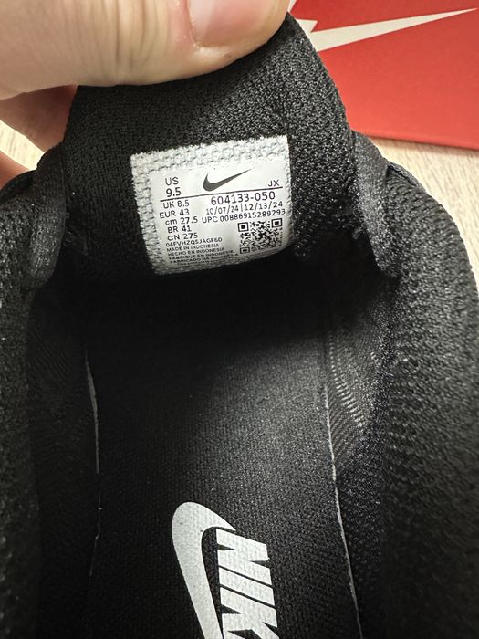 Adidasi Nike Air Max TN Plus Negri Marime 43 Cutie