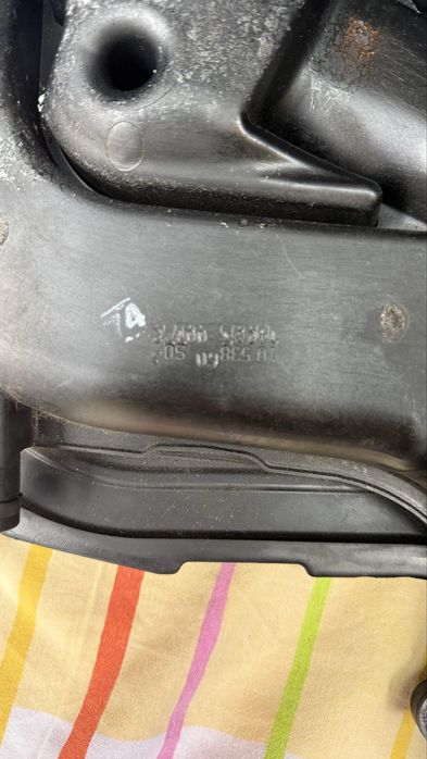 Всмукателен колектор A2761403001