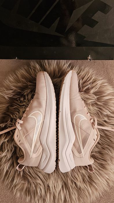 Дамски маратонки Nike 37 номер