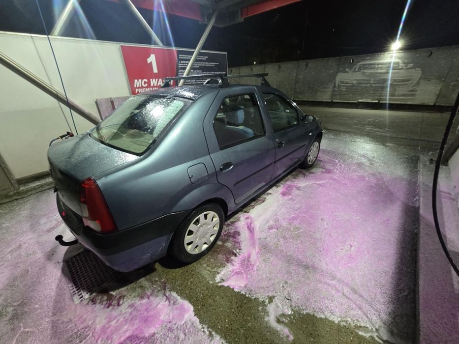 Vând Dacia Logan 1.6 8V MPI