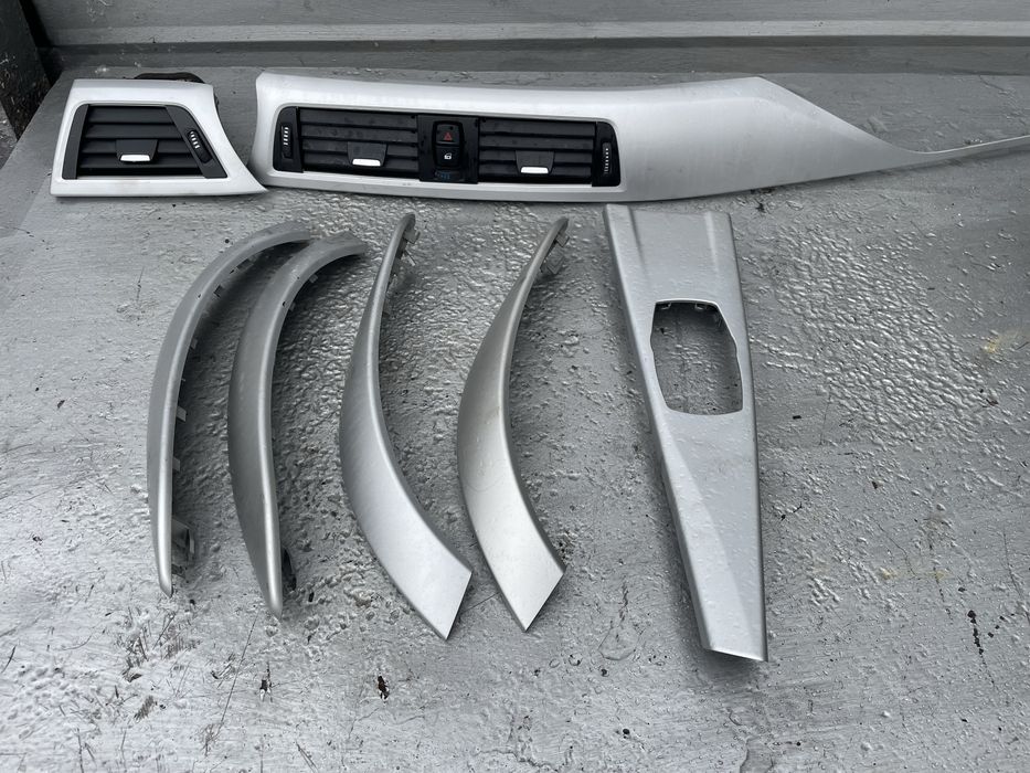 Интериорни лайстни БМВ Ф30/ Ф31 (laistni bmw f30)