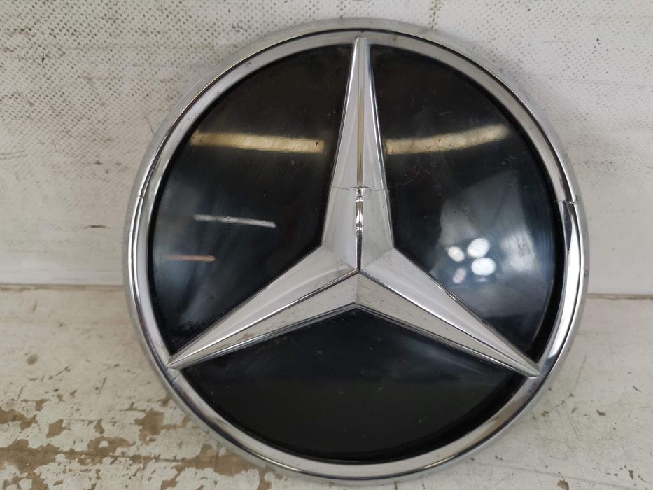 Емблема Решетка Централна Мерцедес-Бенц ГЛЕ-Клас / Mercedes-Benz GLE-C