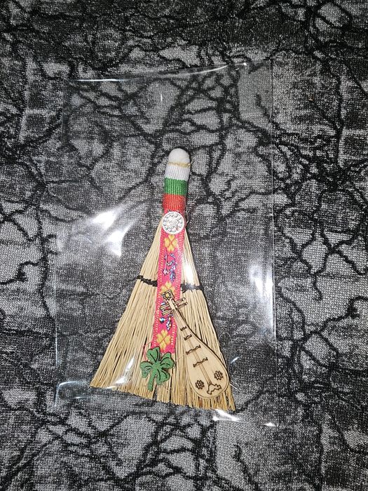 Ръчно изработени сувенири