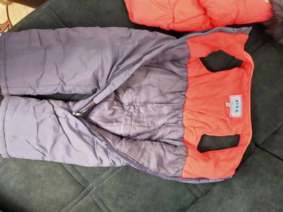 Продам комбинезон с курткой