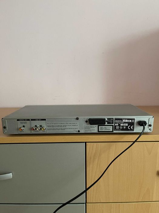 Аудиосистема – ресийвър Philips и CD/DVD Sony