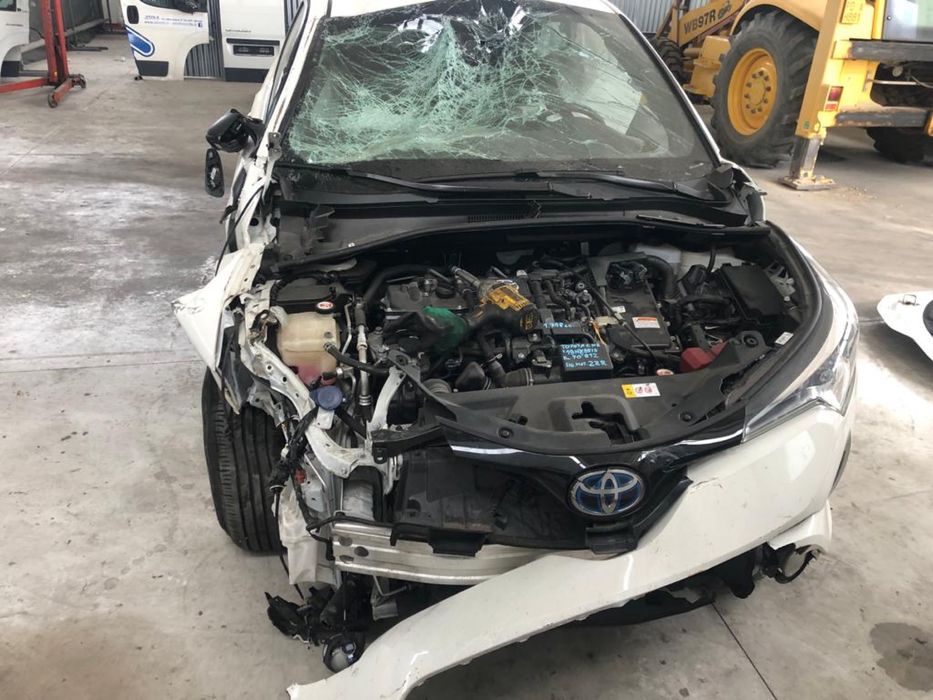 Piese Toyota CH-R 1.8 B Hibryd 2016-2018. 70000 km