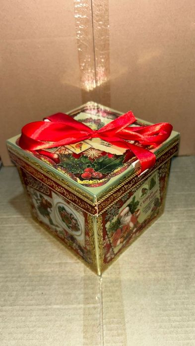 Новогодняя картонная  упаковка