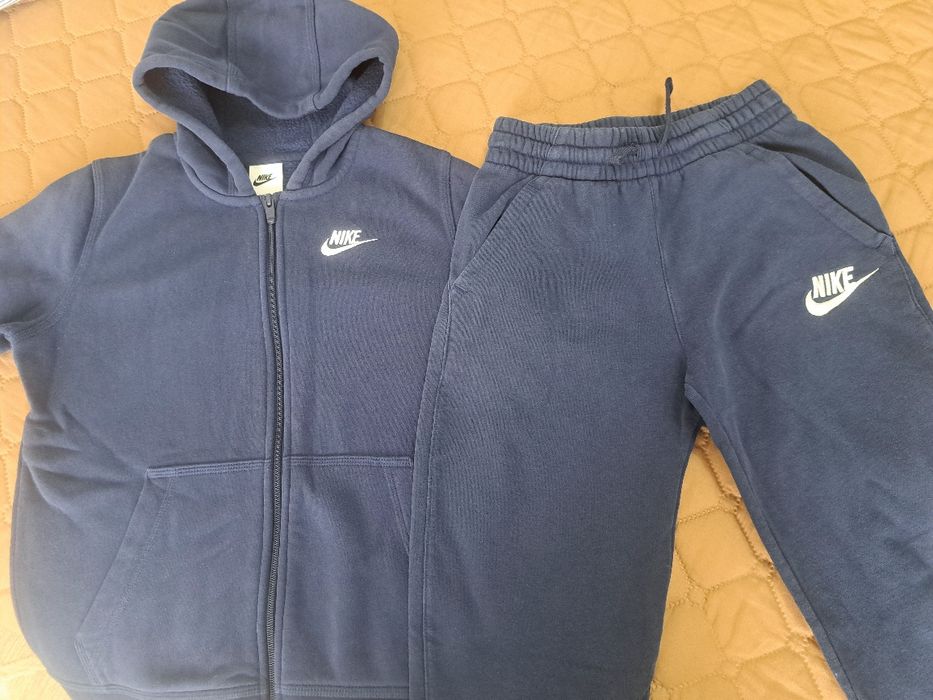 Анцунг за момче 146 см.