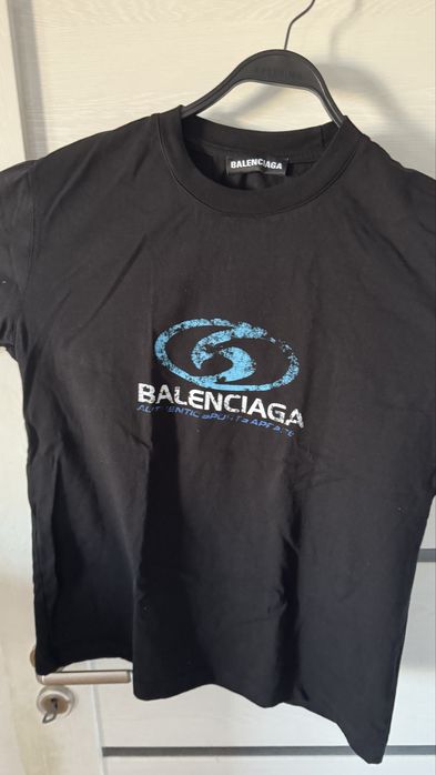 Balenciaga тениска оригинална