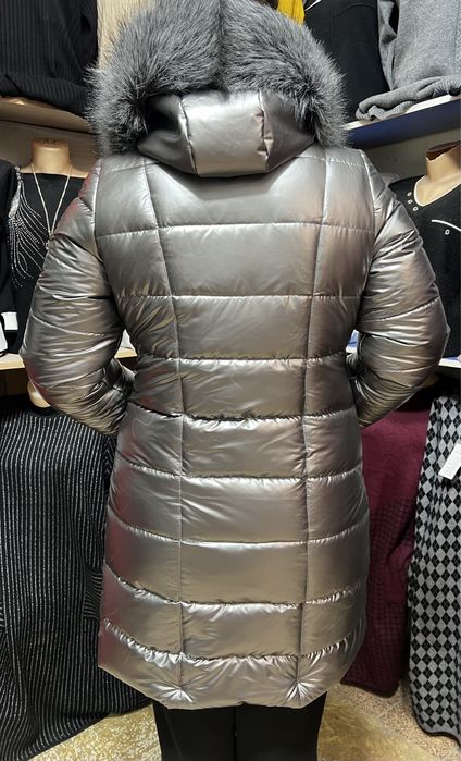 Куртка хамма размерлари бор