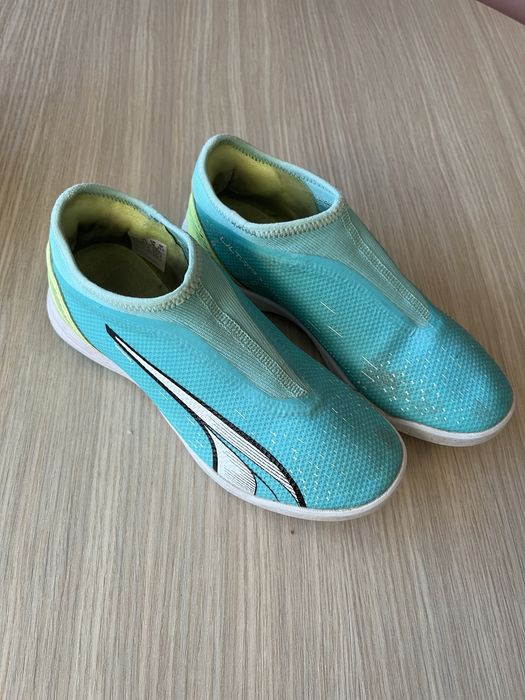 Ghete fotbal sintetic Puma marime 36