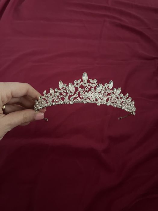 Diadema argintie mireasa/ coronita printesa
