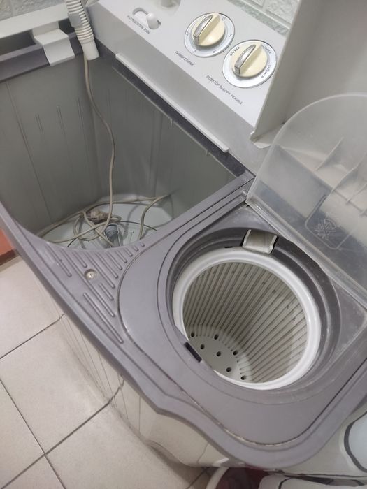 Продам стиральную машинку полуавтомат