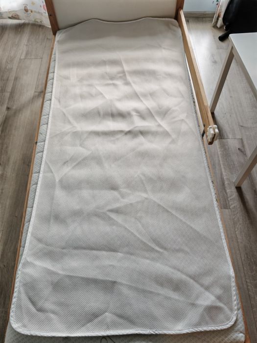 Детско легло с подматрачна рамка и матрак