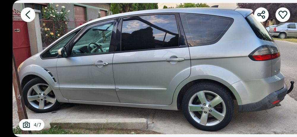 Vând Ford Smax 2000cc