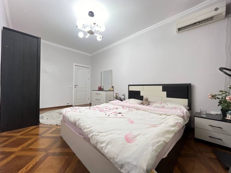 Продам квартиру Банковский Дом