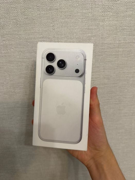 Айфон 17 про в наличии