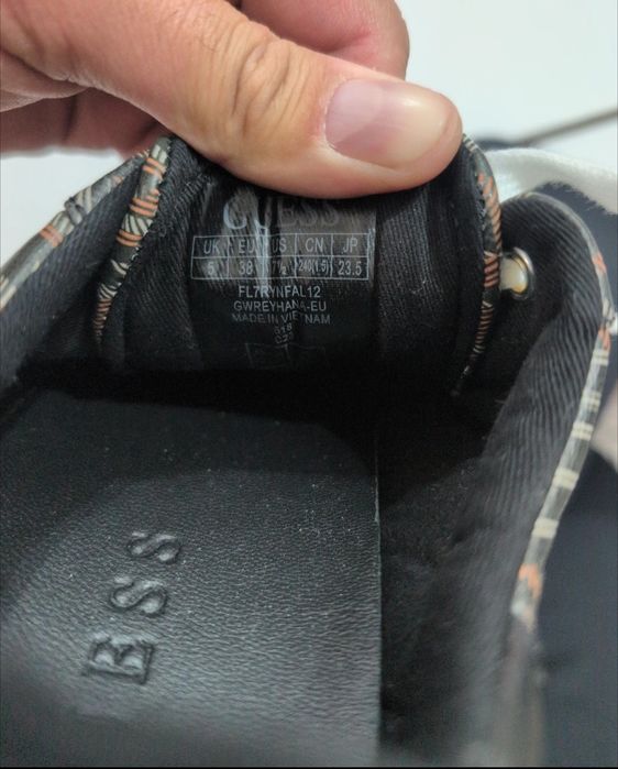 Adidași Guess dama
