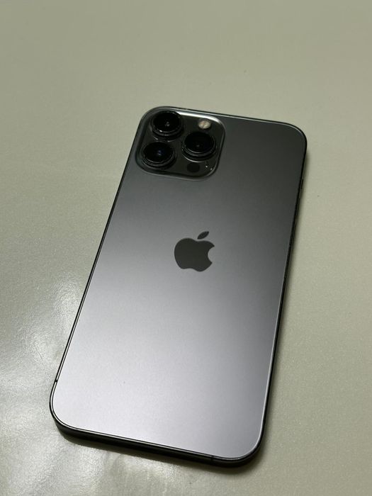 Vand  apple. 13 pro max