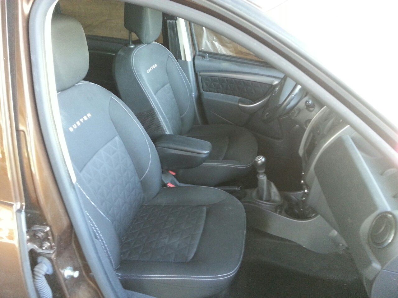 Дачия дъстър 2014 на части 4х4 1.5dCi 110 к.с. с. Войнеговци • OLX.bg