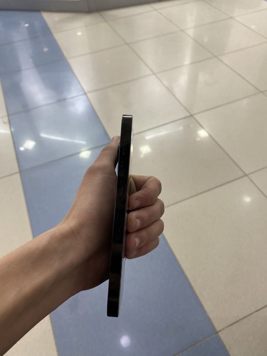 Продам айфон 14 pro