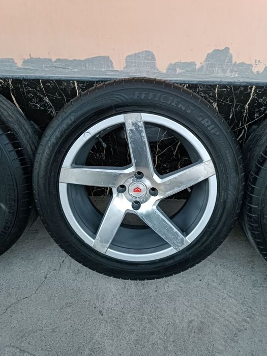 Vossen Diska Balon 5 Tali Holati Yaxshi 215 55 R17